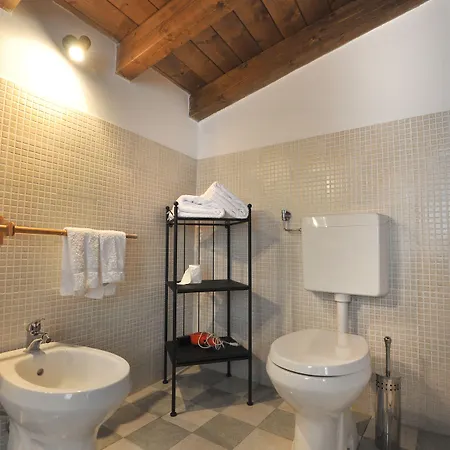 B&B Rocca Di Bajedo Bed & Breakfast 3*