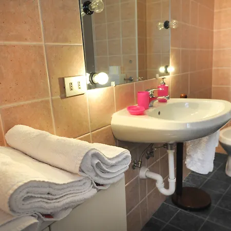 Bed & Breakfast B&B Rocca Di Bajedo 3*
